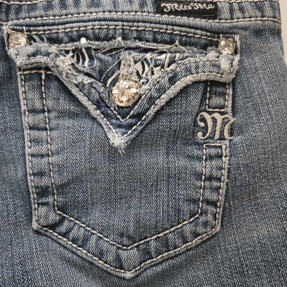 Miss Me  Jeans - Picture 7 of 7